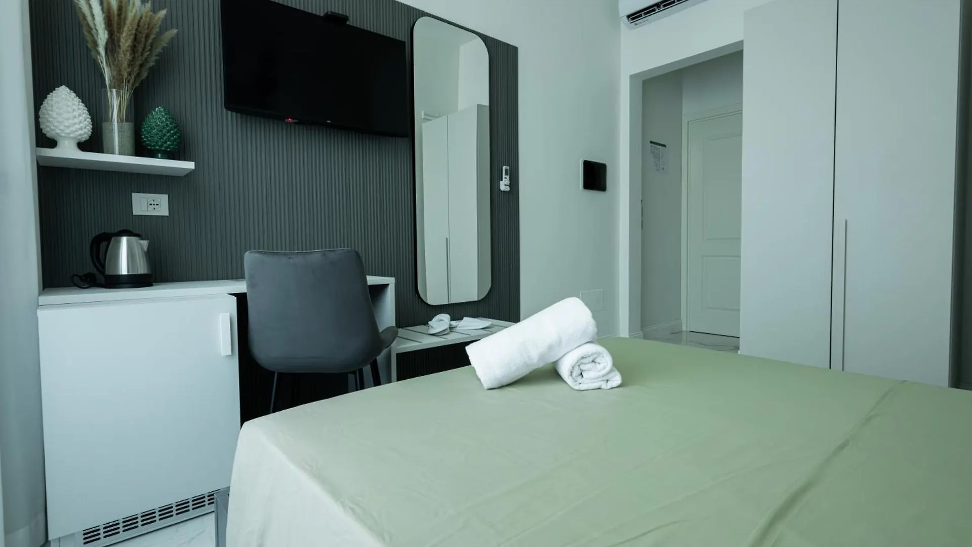 The Dome Guest House Reggio Calabria 0*,  Italy